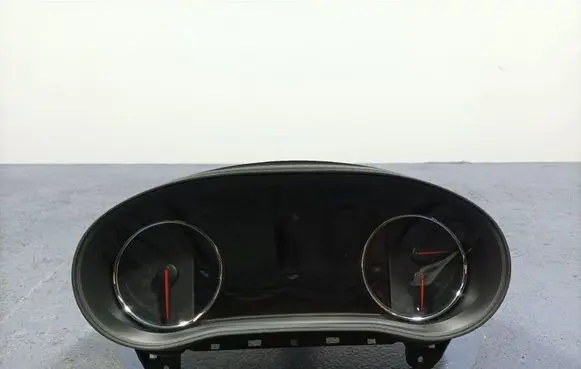 Speedometer (instrument cluster)