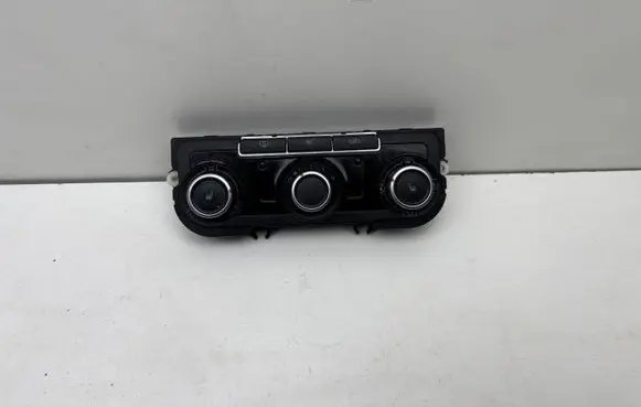 Volkswagen Golf VI Climate control unit 3C8907336J