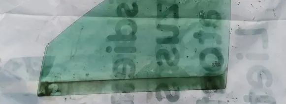Volkswagen Vento Front door window glass four-door 