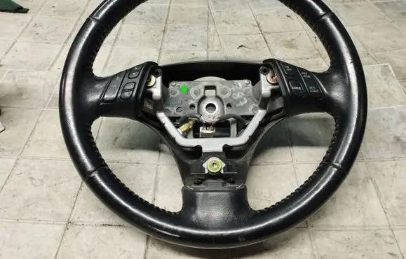 Mazda 6 Steering wheel