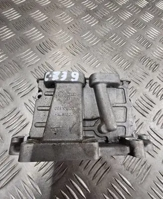 Audi Q7 4M other engine part 059109122T