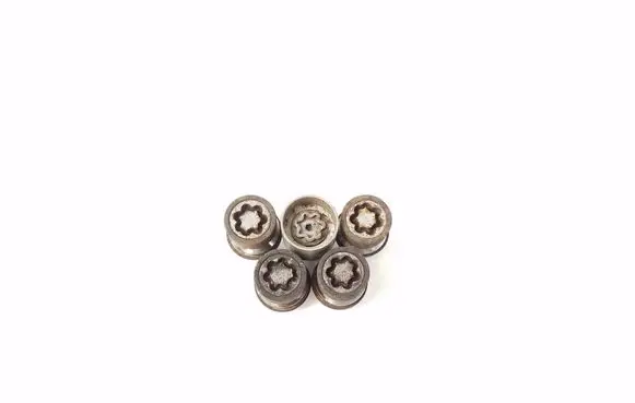Infiniti Q70 Y51 Nuts/bolts 