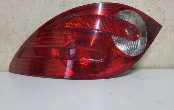 Mercedes-Benz R W251 Rear/tail lights A2518200464 A2518200264