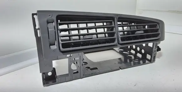 Volkswagen Golf III Dash center air vent grill 1H6819736 1H6819732