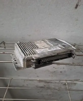Renault Espace III Engine control unit/module H0M7700868312