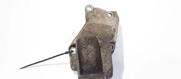 Audi A4 S4 B5 8D Engine mounting bracket 8d0199307l