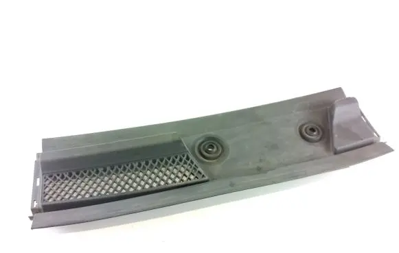 Mercedes-Benz B W246 W242 Wiper trim A2468300900