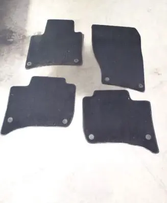Volkswagen Touareg II Car floor mat set 
