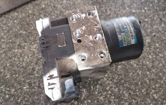 Hyundai Santa Fe ABS Pump 0295626110 5890026160