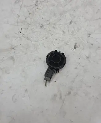 Volvo V50 High frequency speaker in the rear doors 30657119 04W16