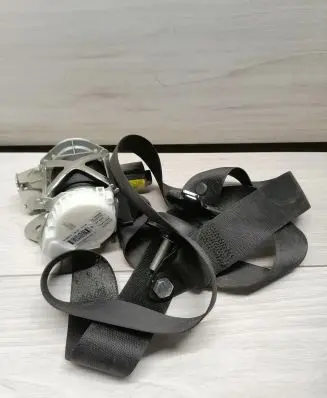 Ferrari F12 Berlinetta Front seatbelt 34143969B