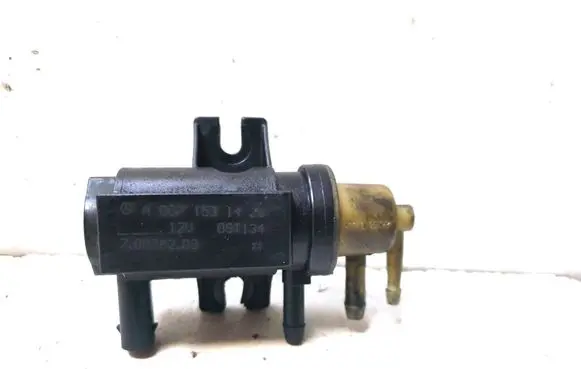 Mercedes-Benz GLK (X204) Turbo solenoid valve A0071531428