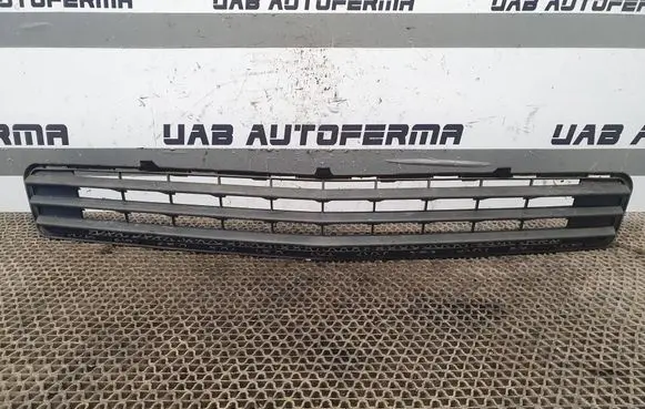 Mercedes-Benz C W204 Front bumper lower grill A2048850023