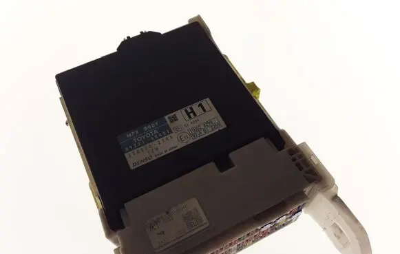 Lexus RX 450H Fuse box set 8922148451 238002384