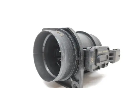 Volkswagen Tiguan Allspace Mass air flow meter 04L906461B