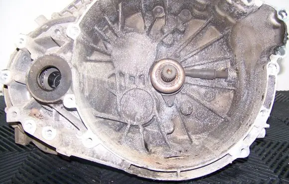 Volvo V60 Manual 6 speed gearbox EU1R7002TEE