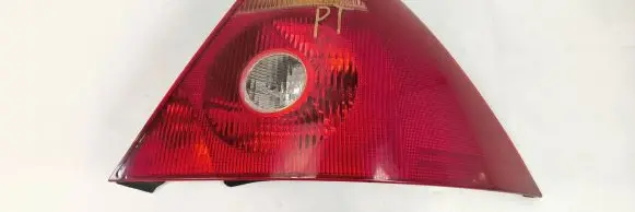 Ford Mondeo Mk III Rear/tail lights