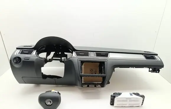 Skoda Rapid (NH) Dashboard 5JA857069 3V0880201H 0589P1000089