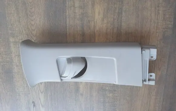 Toyota Auris E180 Seat belt trim 7302302040