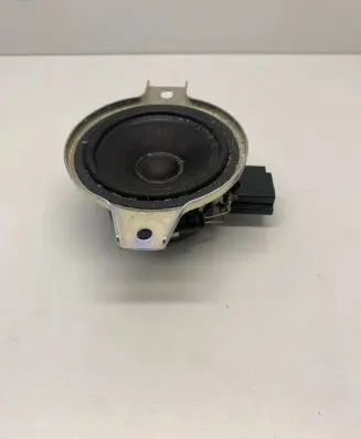 Chevrolet Traverse II Panel speaker 84675581