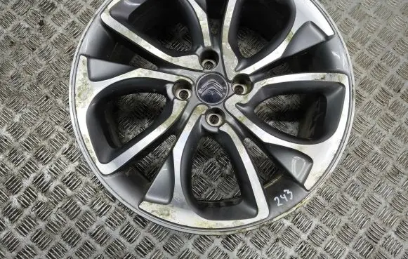 R18 alloy rim