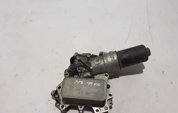 Mercedes-Benz GLS X167 Oil filter mounting bracket A2561801500