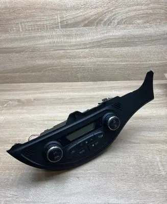 Toyota Yaris Climate control unit 559000D820 16FEB12B 75H395