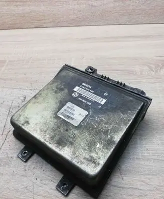 Volkswagen PASSAT B3 Engine control unit/module ECU 021906258 0261200469