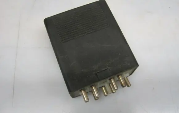 Mercedes-Benz E W124 Other relay 0135454832 A0135454832
