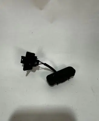 Opel Insignia A Tailgate opening switch 