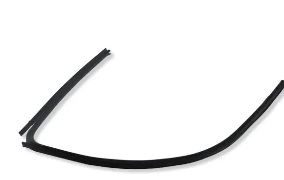 Ford Sierra Rubber seal front door window/glass 