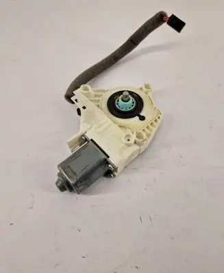Skoda Yeti (5L) Rear door window regulator motor 5L0959812A
