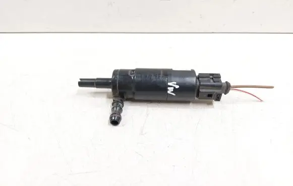 Audi A6 S6 C6 4F Headlight washer pump 3B7955681 001016
