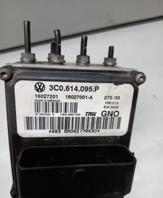Volkswagen PASSAT B6 ABS Pump 3C0614095P