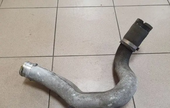 Nissan X-Trail T31 Intercooler hose/pipe