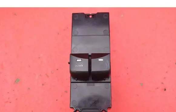 Hyundai i30 Electric window control switch 93570A6100