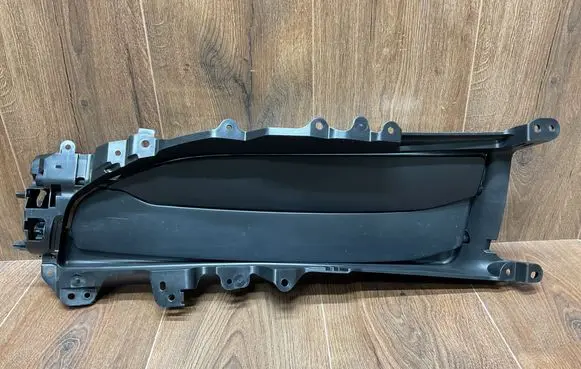 Porsche Taycan 9J1 Intercooler air guide/duct channel 9J1121752D