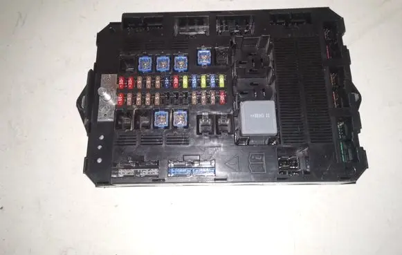 Jaguar XF Fuse module BX2314B476AA 9X2314C256AB