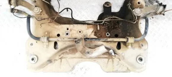 Renault Laguna II Front subframe