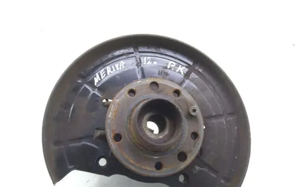 Opel Meriva B Front wheel hub