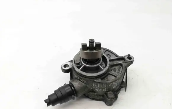 Mercedes-Benz E W211 Vacuum pump A6462300265