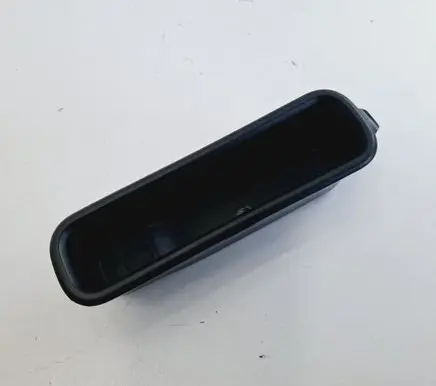 Other rear door trim element