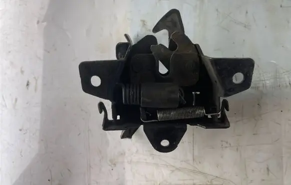 Hyundai Matrix Engine bonnet/hood lock/catch