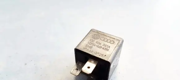 Volkswagen Polo III 6N 6N2 6NF Other relay 1J0906381A