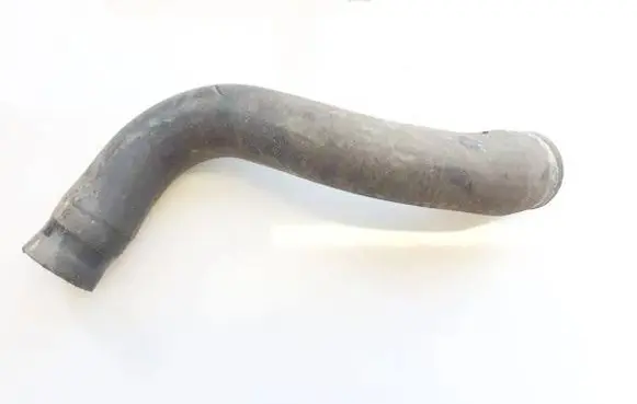 Volvo V70 Engine coolant pipe/hose