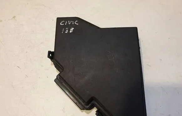 Honda Civic Fuse box cover 