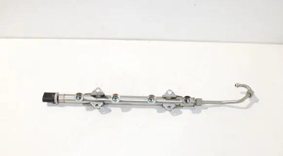 Volkswagen Golf VII Fuel main line pipe 04E133320D 06J906051F