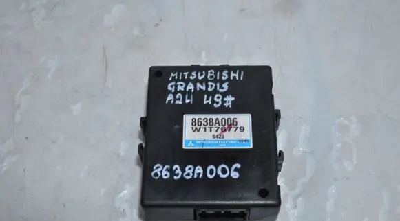 Mitsubishi Grandis Other control units/modules 8638A006