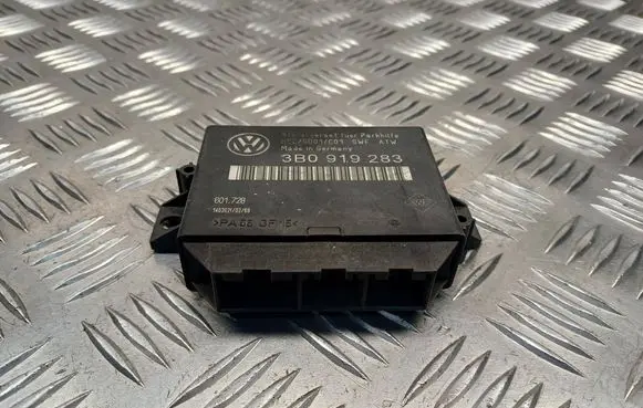 Volkswagen PASSAT B5.5 Parking PDC control unit/module 3B0919283
