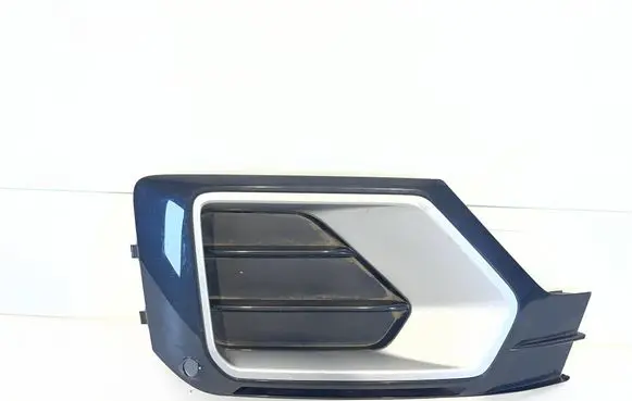 Audi Q2 - Front bumper lower grill 81A807682G